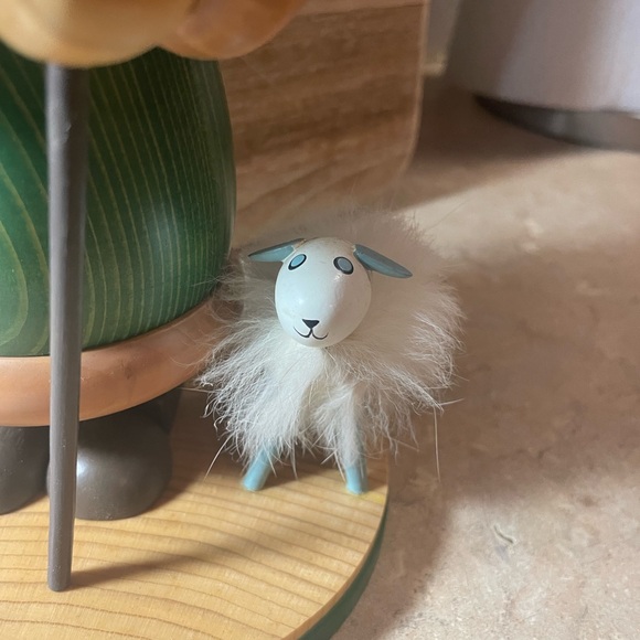 Smoking Shepherd Man. Old World Christmas .Not a Nutcracker. 17 th century - Picture 4 of 11